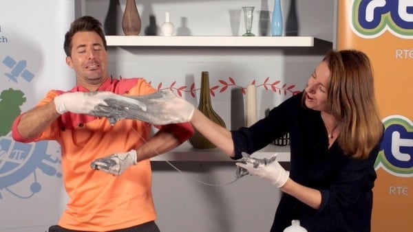 Mark and Katie make slime!