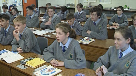 Students observe silence for Peace in Northern Ireland