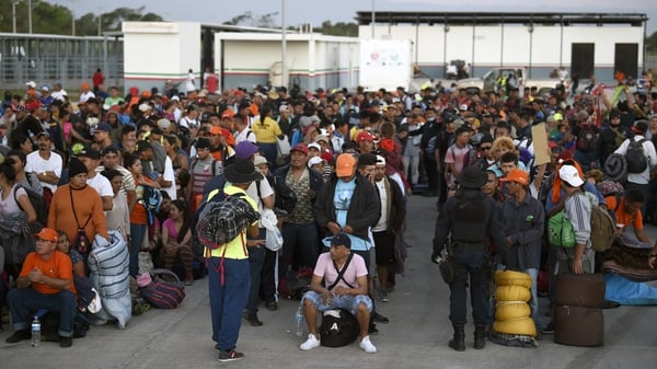 Migrants are travelling in a large caravan to the US