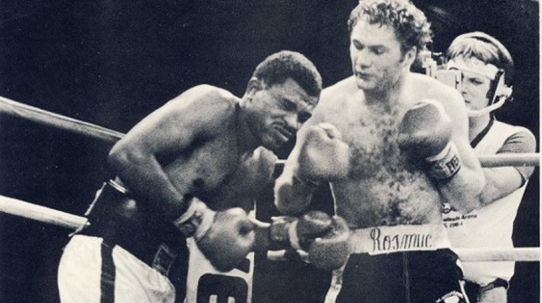 Seán Mannion in his prime, defeating Roosevelt Green in the fight prior to his WBA light middleweight world title fight against Mike McCallum, 1984.