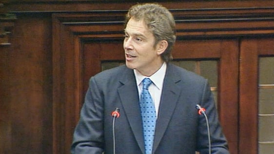 Tony Blair addresses Dáil Éireann (1998)