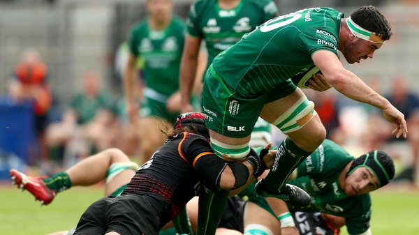 Paul Boyle gets over for Connacht's fourth try