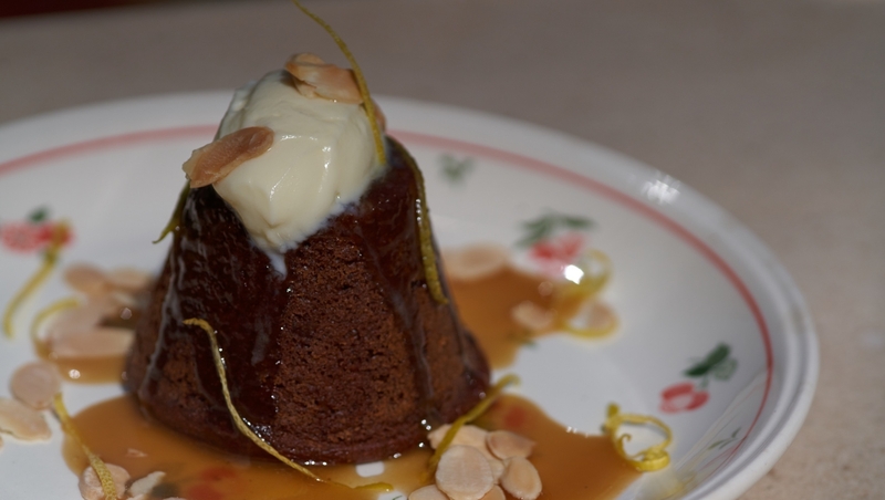 Sticky Banana Date Pudding Tastes Like Home