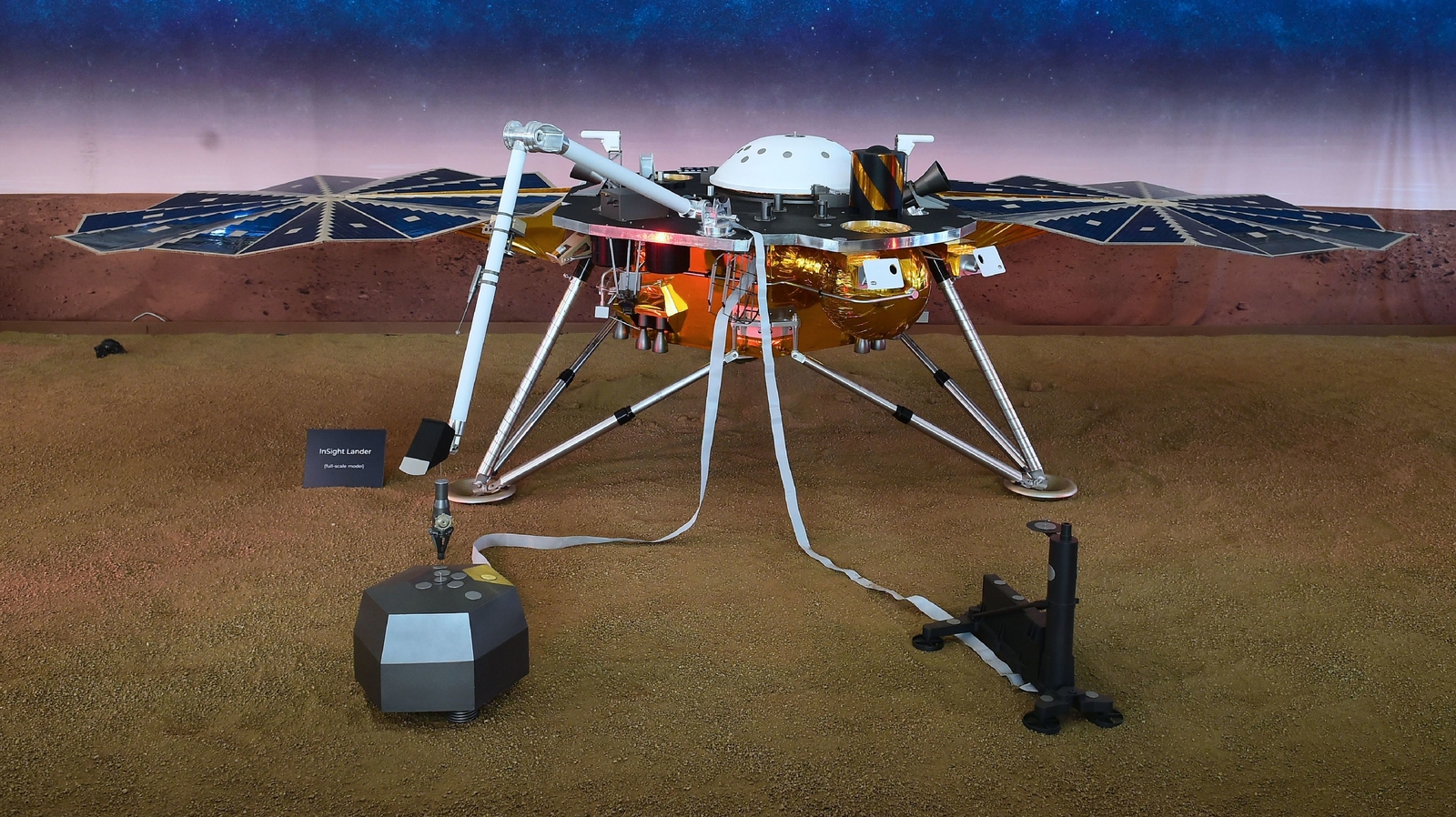 Nasas Insight Probe Lands On Mars