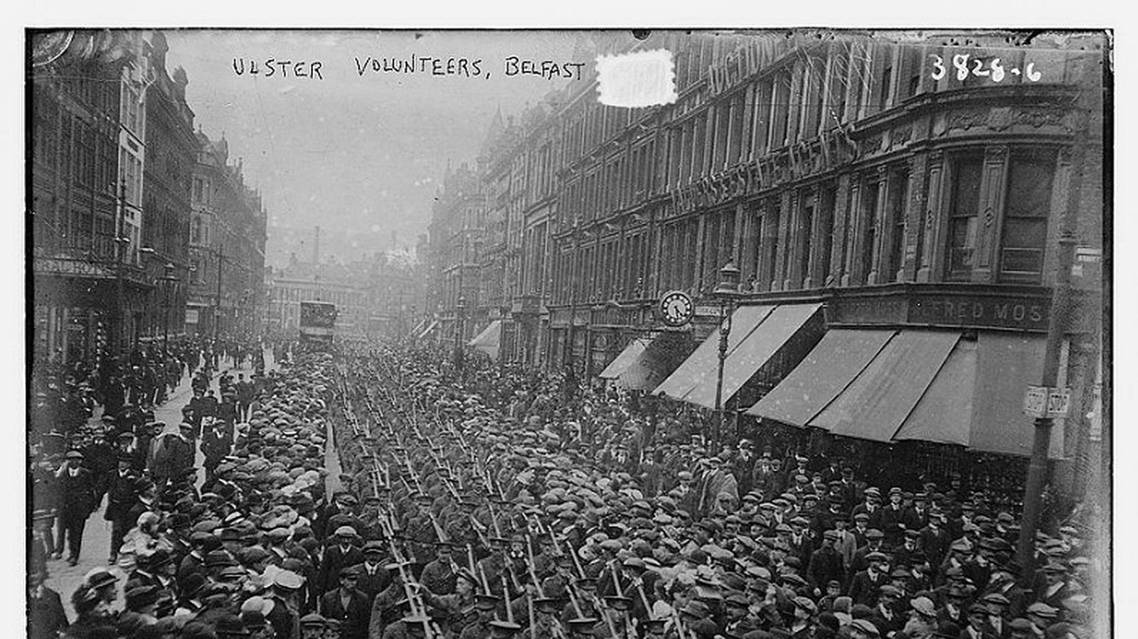 Image - A Belfast gathering of Ulster Volunteers