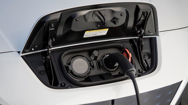 The SEAI says the transition to electric cars must be 