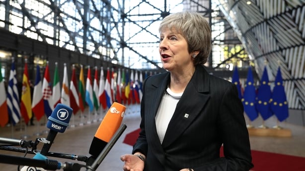 Theresa May squares up to Juncker in squabble over ‘nebulous’ insult Theresa May squares up to Juncker in squabble over ‘nebulous’ insult
