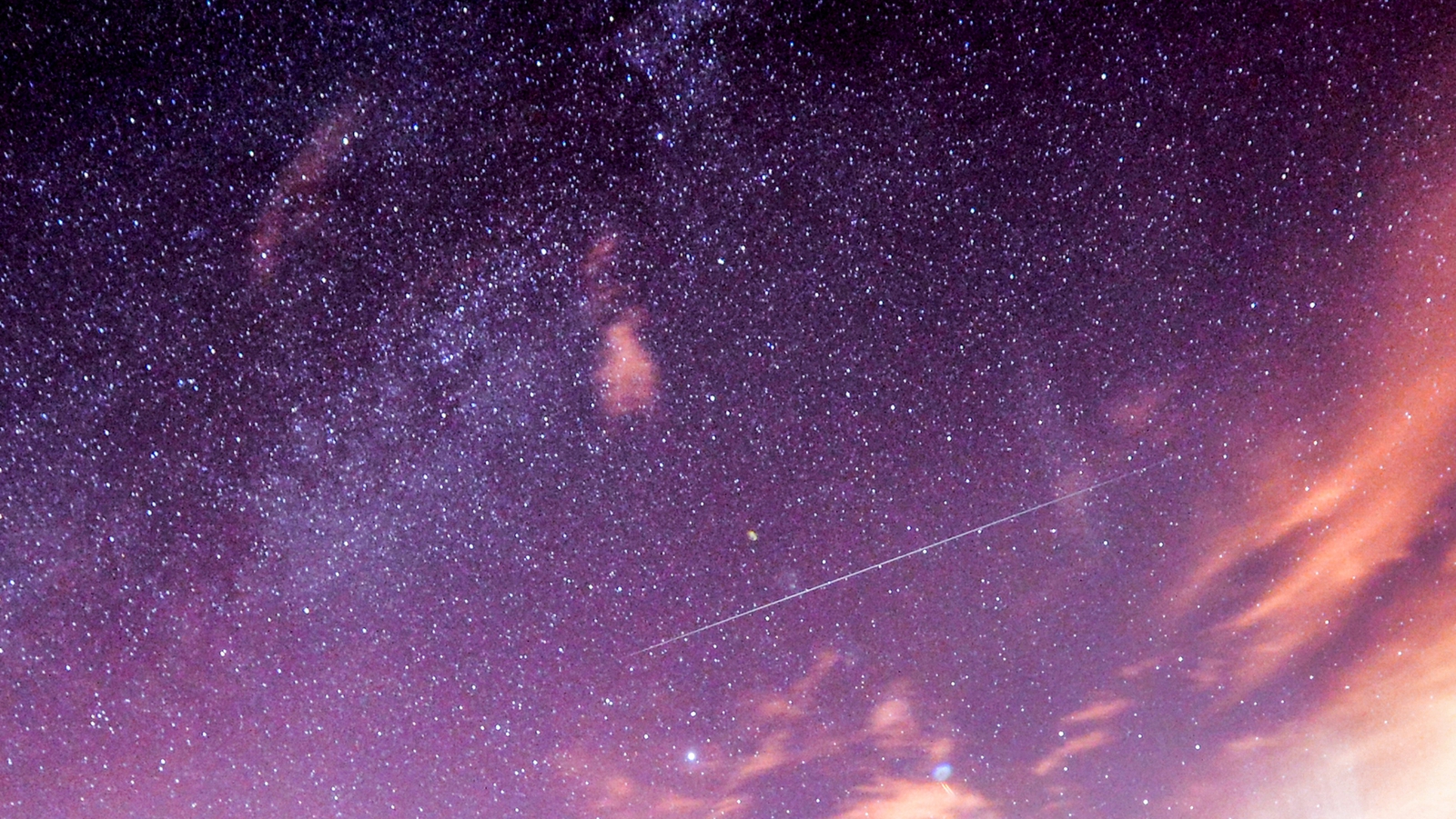 Meteor shower to light up Ireland's skies tonight, don't ...