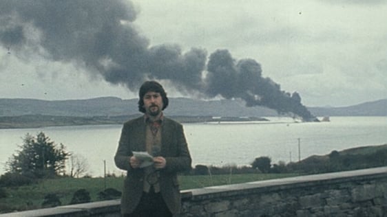 RTÉ reporter Liam Ó Muirthile, Whiddy Island, County Cork (1979)