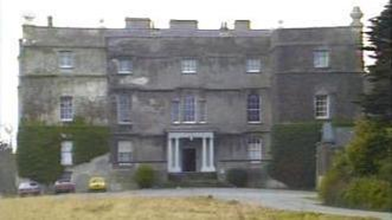 rt-archives-collections-state-buys-rathfarnham-castle