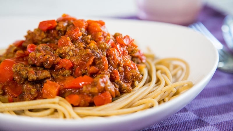 super-easy-spag-bol-ot