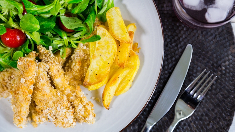 Chicken Goujons With Potato Wedges Ot