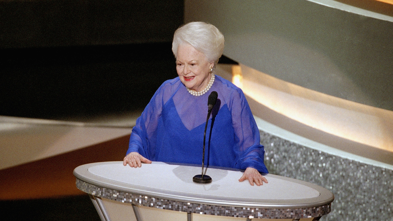 Gone with the Wind's Olivia de Havilland dies aged 104