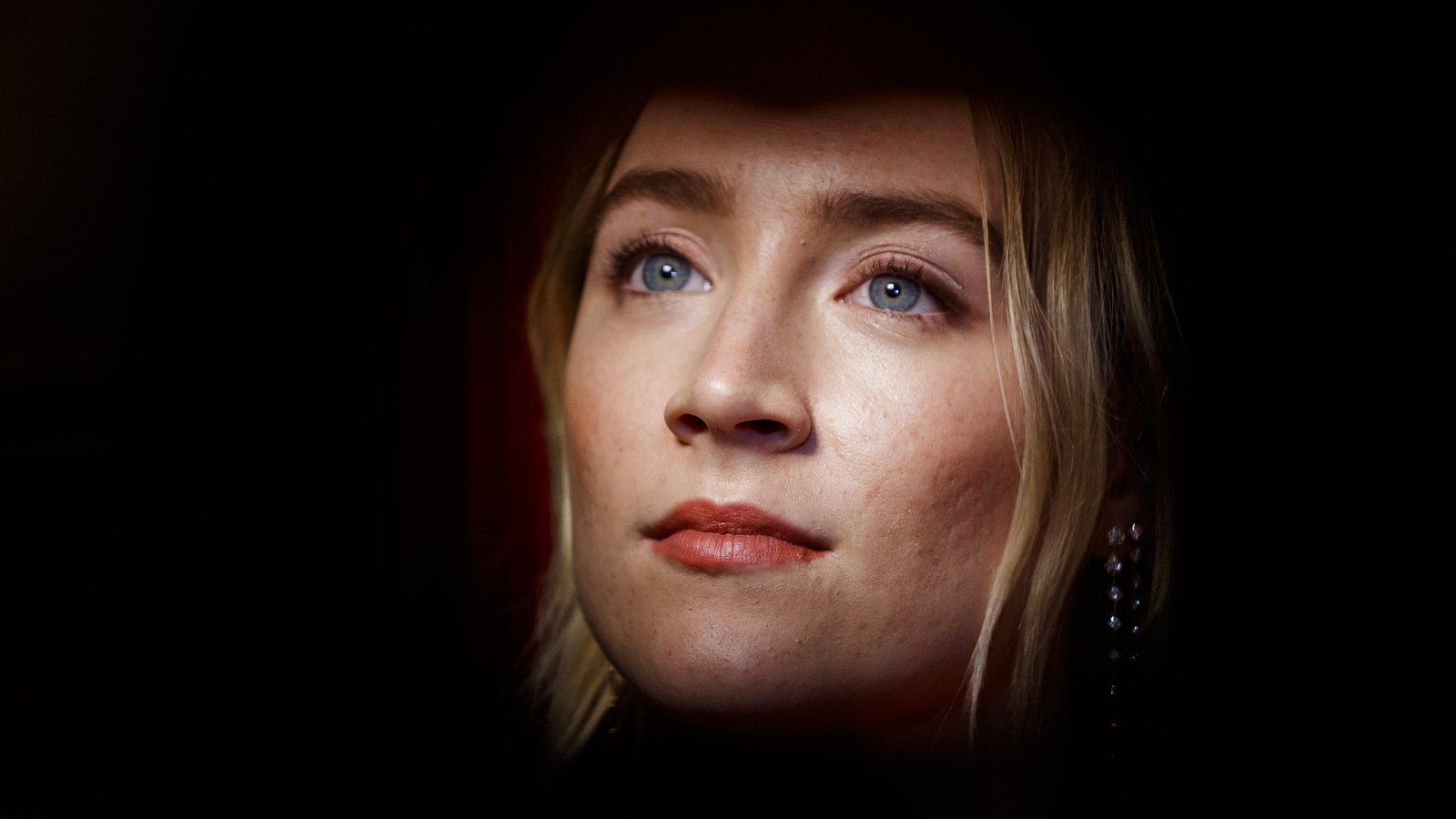 Saoirse Ronan wins Best Actress award in LA