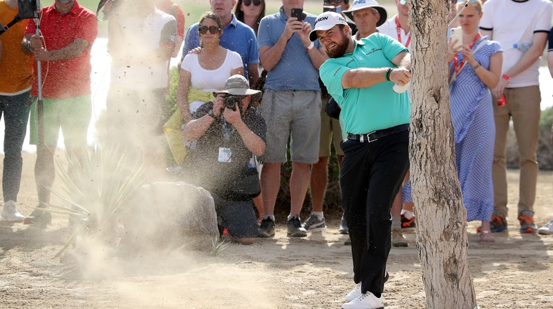 Impressive Lowry tightens his grip in Abu Dhabi