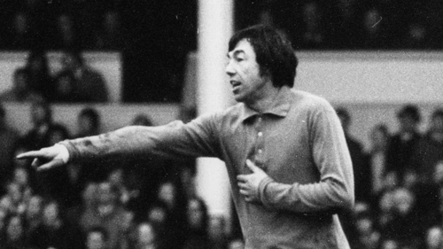 Former England goalkeeper Gordon Banks dies