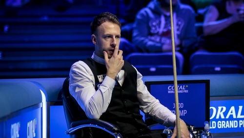 Ali Carter made Jack Lisowski pay for his errors