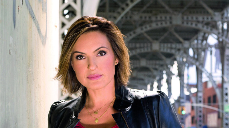 Hargitay mariska kelli giddish Watching the detective: Hargitay on how Law and Order changed her