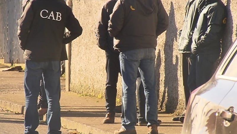 It is
understood CAB officers and gardaí searched more than ten
properties (File pic)