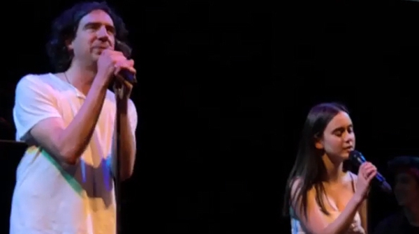 Coco Arquette and Gary Lightbody duetted on Snow Patrol anthem Chasing Cars at a concert in California for paediatric cancer charity Chords2Cure Screengrab: Courteney Cox/Instagram