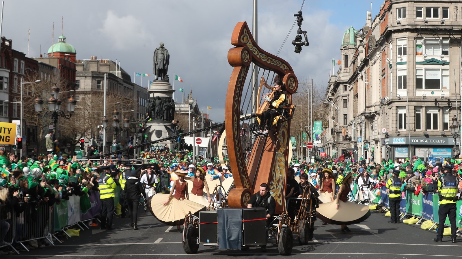 Hundreds of thousands attend St Patrick's Day parades