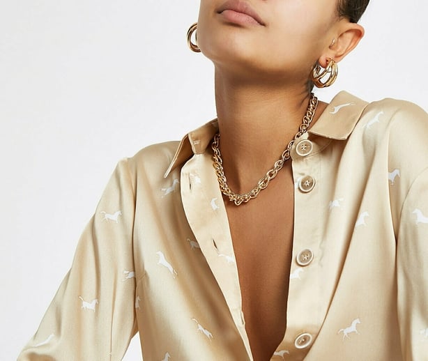 blouse
