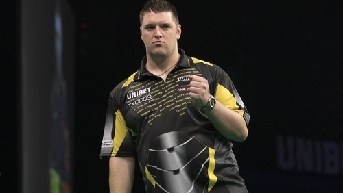 Daryl Gurney: 'I probably need to get five points from my remaining three games'
