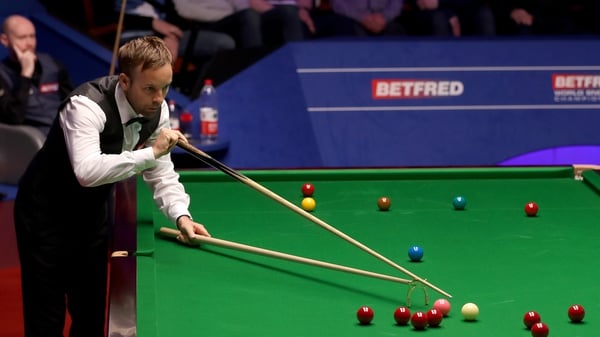 Carter raced into a three-frame lead
