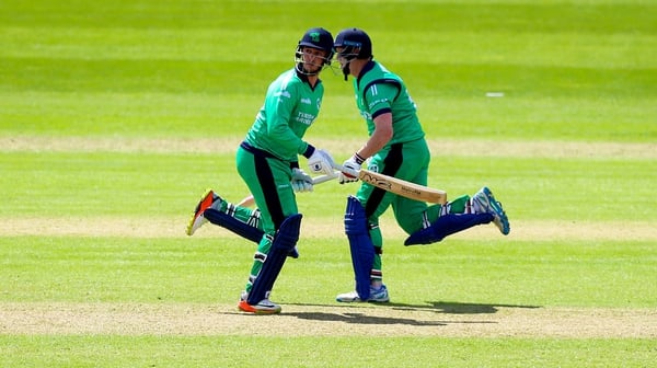 A late burst of runs from Ireland pair Mark Adair and Kevin O'Brien were not enough to set up a win