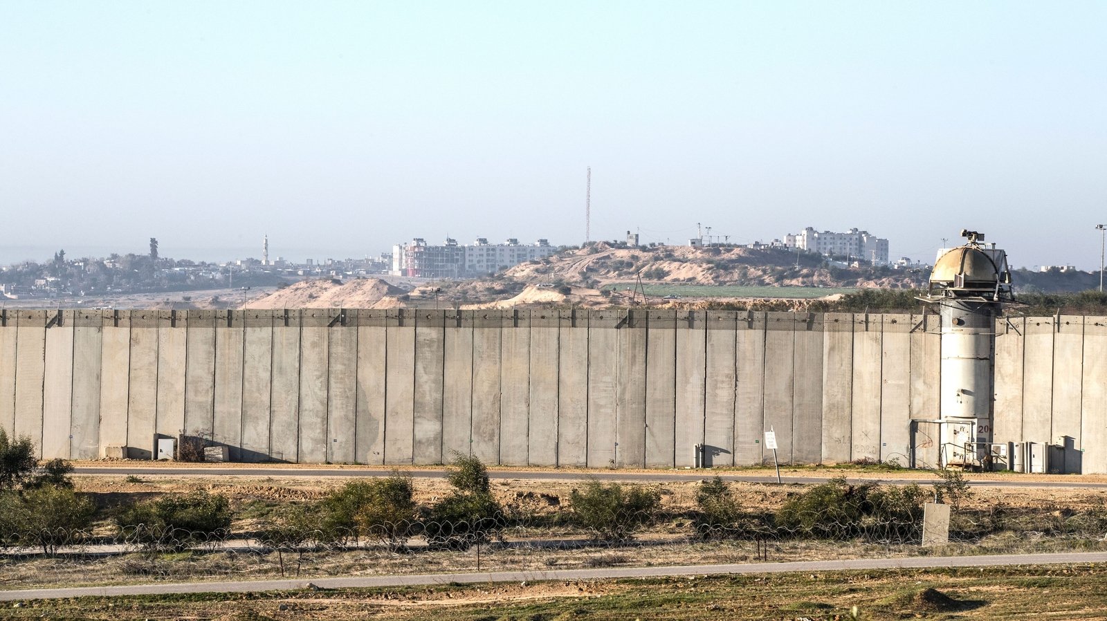 Israel-Gaza border - two women, a common dream