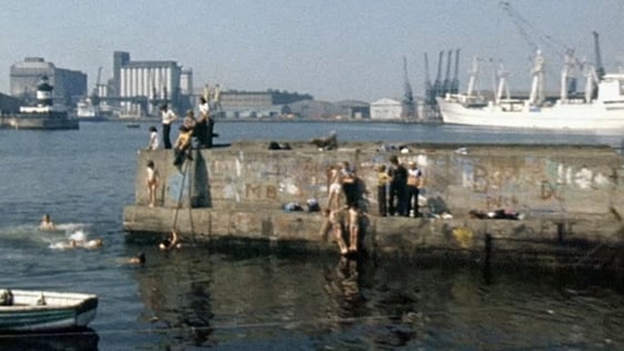 Dublin A Personal View Ringsend (1979)