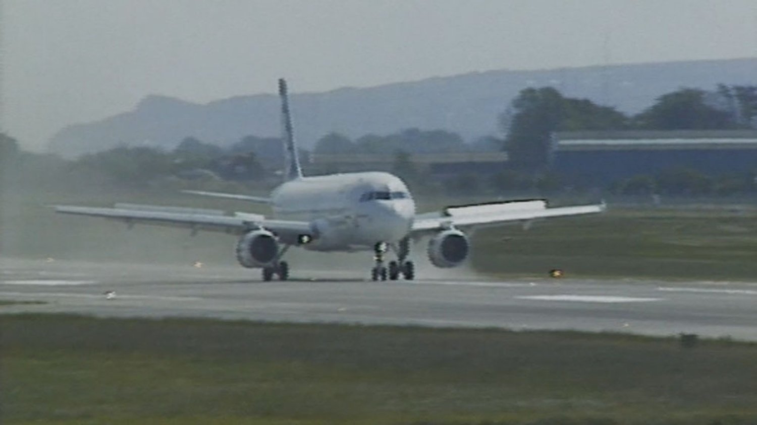 RTÉ Archives | Environment | Dublin Airport New Runway