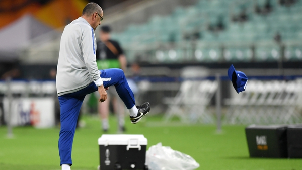 Maurizio Sarri kicks his cap in frustration during Chelsea training