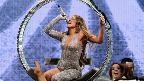 Jennifer Lopez began her tour last night