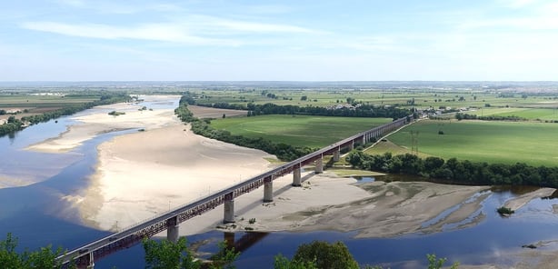 View of the Tagus River from Portas do Sol, Santarém (photo - Joaquim Alves Gaspar, Wikipedia)