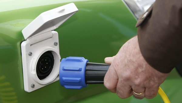 Measures have been announced to increase the number of charge points for electric vehicles