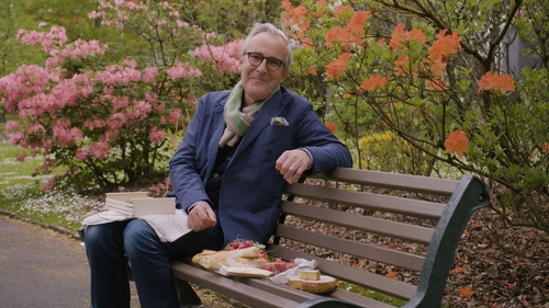 Rory O'Connell's elderflower and lemon syllabub