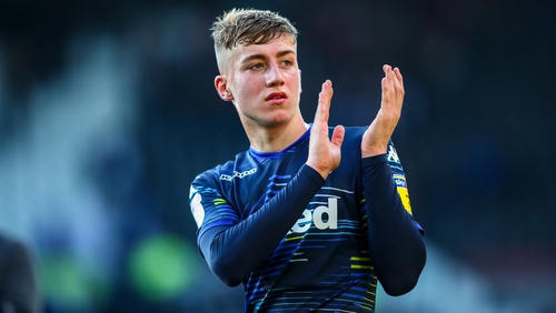 Jack Clarke will stay at Leeds on loan from Spurs