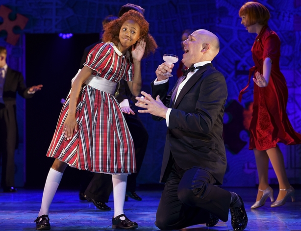 Alex Bourne as Daddy Warbucks