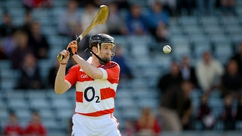Cusack says that hurling should follow tennis and change the colour of the ball