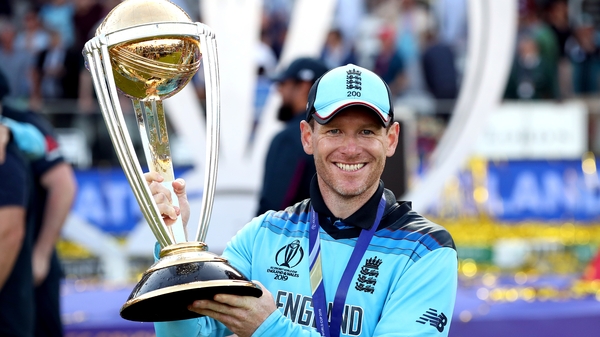 Eoin Morgan with the ICC World Cup trophy