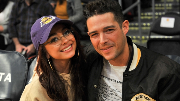 Wells Adams has proposed to Modern Family star Sarah Hyland