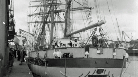 The West German naval training tall ship 'Gorck Fock' is docked at Sir Rogerson's Quay while on a visit to Dublin. 1964