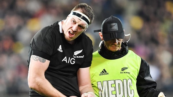 Brodie Retallick leaves the field with dislocated shoulder