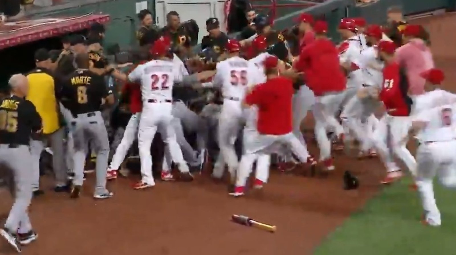 Huge Brawl Breaks Out As Pirates End Losing Streak