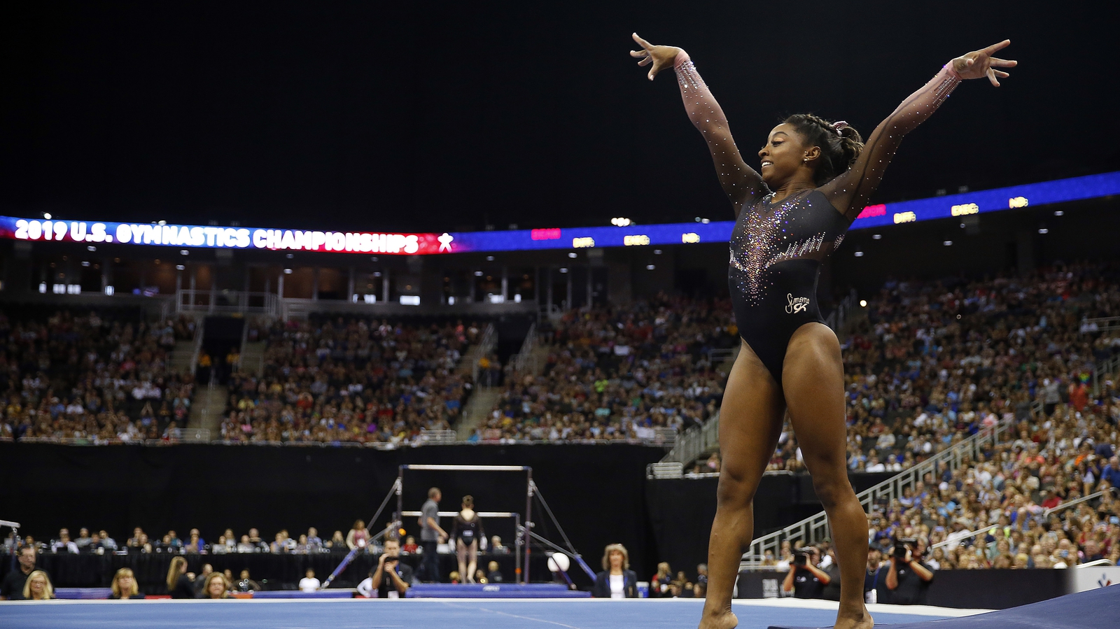 Simone Biles and Team USA ready to dazzle in women's team final