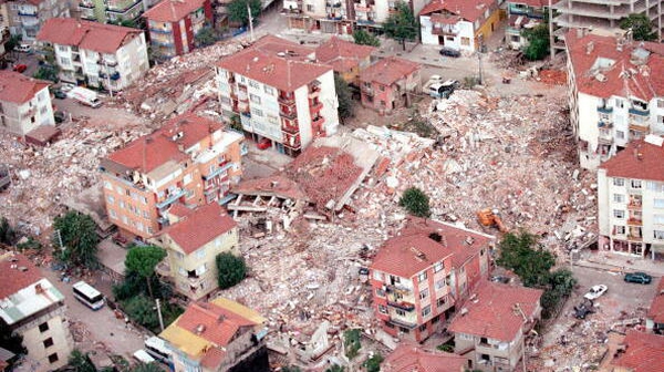 On Saturday, Turkey will mark the anniversary of quake that hit Izmit - around 100 km east of Istanbul - killing at least 17,400 people