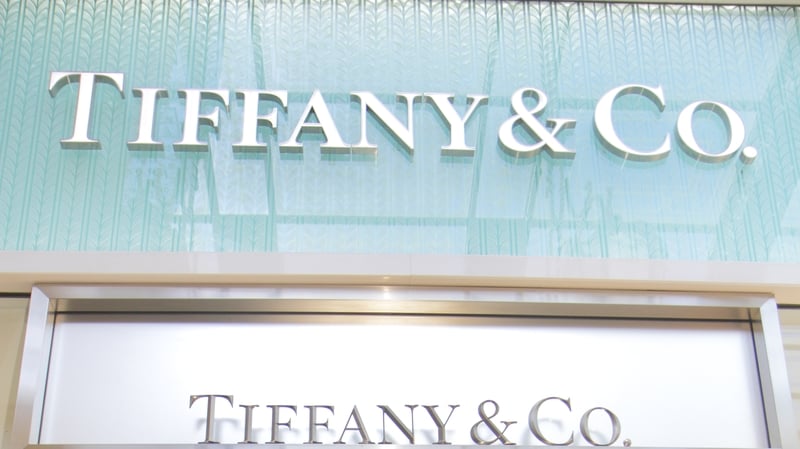 Tiffany posts record Christmas sales Tiffany posts record Christmas sales