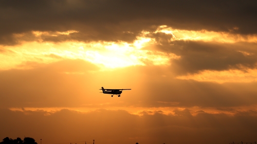 Newbie pilot lands plane after instructor blacks out