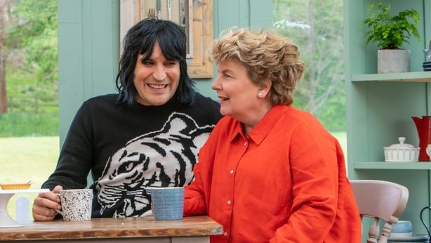 Noel Fielding and Sandy Toskvig